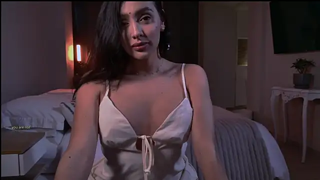 Snapshot of Milana_De chatting on October 2025 10:36:01 PM Milana De online show from October 2025 10:36:01 PM