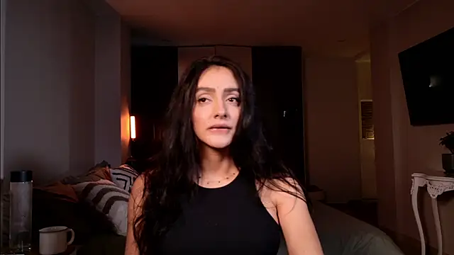 Snapshot of Milana_De chatting on November 2025 10:59:02 PM Milana De online show from November 2025 10:59:02 PM