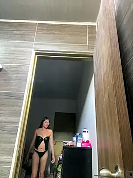Cielo6925 online show from October 2025 05:46:02 PM