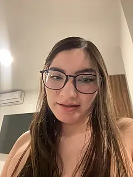 Snapshot of san_lucifer33 chatting on August 2026 09:04:01 AM san lucifer33 online show from August 2026 09:04:01 AM