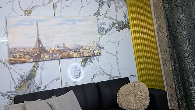 Snapshot of Nahomy_Smiths_aws chatting on December 2025 09:32:01 PM Nahomy Smiths aws online show from December 2025 09:32:01 PM