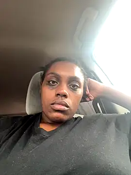 Snapshot of squirterasstarr chatting on November 2025 06:37:02 PM squirterasstarr online show from November 2025 06:37:02 PM