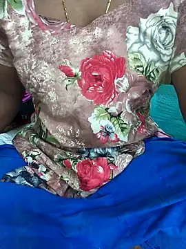 Snapshot of Tamilselviroja- chatting on October 2025 03:52:01 PM Tamilselviroja- online show from October 2025 03:52:01 PM