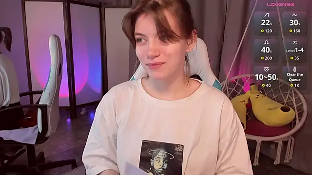 Snapshot of CathyAdams chatting on October 2025 03:32:02 AM CathyAdams online show from October 2025 03:32:02 AM