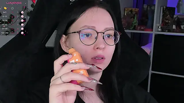 power robynn online show from October 2025 12:40:02 PM