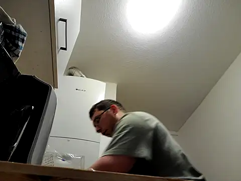 Snapshot of stivi2526 chatting on November 2025 06:06:01 PM stivi2526 online show from November 2025 06:06:01 PM