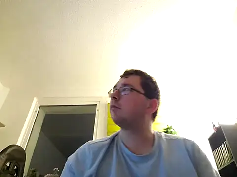 Snapshot of stivi2526 chatting on November 2025 10:55:02 PM stivi2526 online show from November 2025 10:55:02 PM