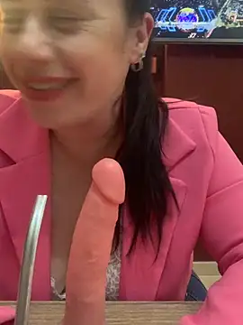 Snapshot of Amarteverdaderamente chatting on October 2025 11:34:01 PM Amarteverdaderamente online show from October 2025 11:34:01 PM