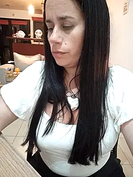 Snapshot of Amarteverdaderamente chatting on December 2025 03:58:02 AM Amarteverdaderamente online show from December 2025 03:58:02 AM