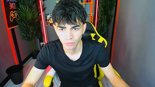 Snapshot of JaremyHarris chatting on October 2025 04:49:01 PM JaremyHarris online show from October 2025 04:49:01 PM