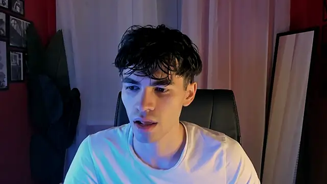 Snapshot of JaremyHarris chatting on November 2025 08:40:01 PM JaremyHarris online show from November 2025 08:40:01 PM