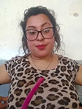 Snapshot of PutaAma420 chatting on October 2025 05:30:02 PM PutaAma420 online show from October 2025 05:30:02 PM