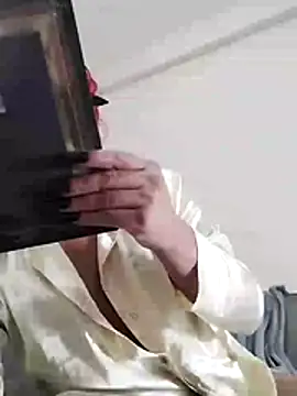 RobertaxGutierrez online show from November 2025 03:16:01 AM