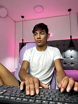 Snapshot of cherub_ chatting on December 2025 12:36:02 PM cherub online show from December 2025 12:36:02 PM