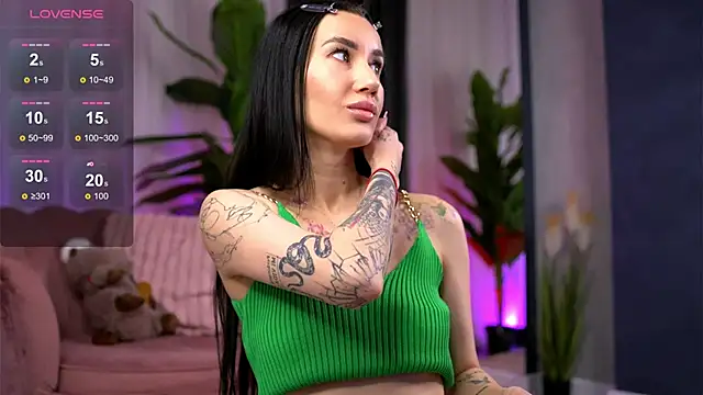 SerenaVelour online show from November 2025 11:11:02 AM