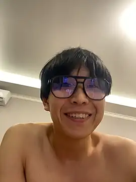 KaiChicken online show from July 2026 08:03:02 PM