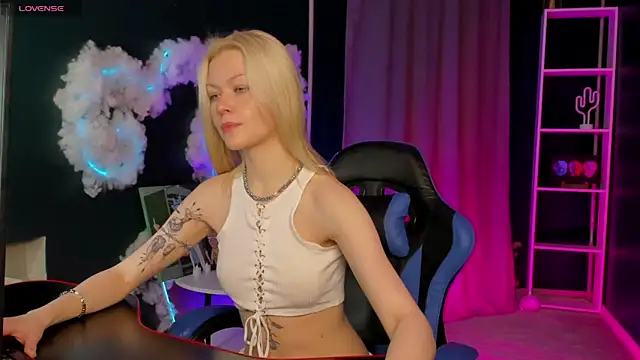 Snapshot of Callista_a chatting on December 2025 03:01:02 AM Callista a online show from December 2025 03:01:02 AM