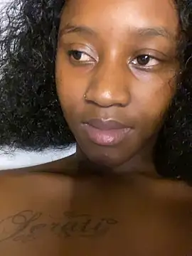 Snapshot of Sirah1 chatting on December 2025 07:53:02 PM Sirah1 online show from December 2025 07:53:02 PM