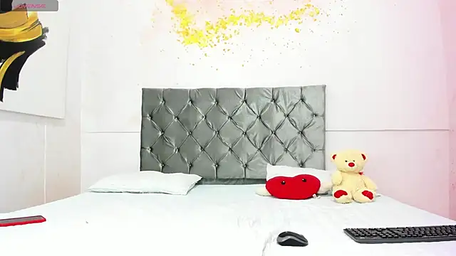 Snapshot of lapitti chatting on November 2025 01:35:02 PM lapitti online show from November 2025 01:35:02 PM