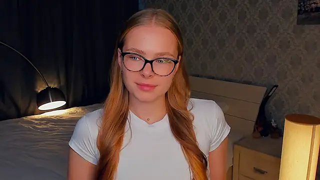 LibbyVenzeio online show from October 2025 07:22:01 AM