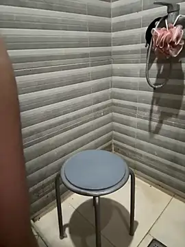 Queen-35 online show from February 2026 07:29:01 PM