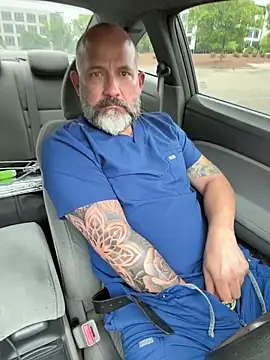 fuckadilf online show from April 2026 05:06:02 PM