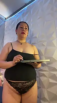 Snapshot of Marianasmitt chatting on October 2025 11:47:02 AM Marianasmitt online show from October 2025 11:47:02 AM