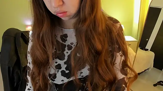 Scarlett  Cooper   online show from February 2026 12:48:02 PM