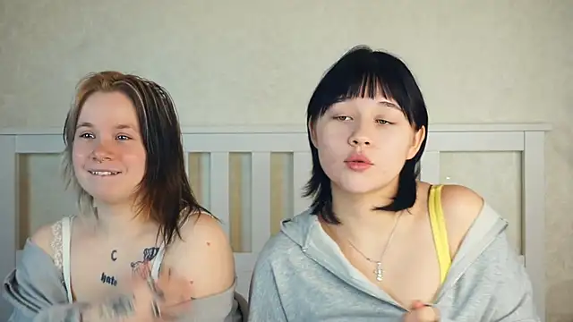 EviaVanveen online show from November 2025 08:24:01 AM