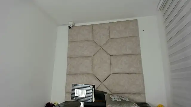 Scaarlett 22  online show from November 2025 12:46:02 AM