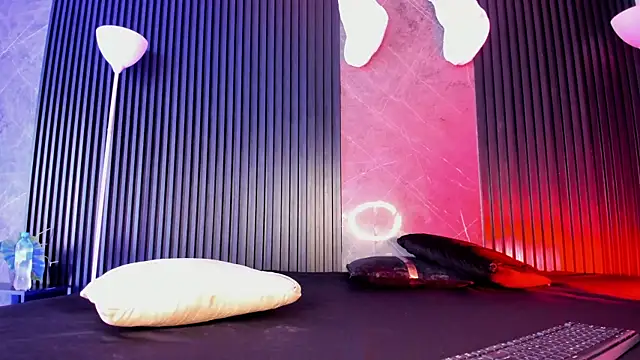 cloemorningstar online show from December 2025 02:03:01 PM