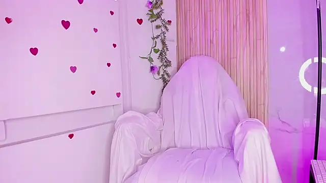 cloemorningstar online show from December 2025 06:23:01 PM