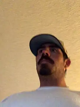 Snapshot of hoociedaddy24 chatting on December 2025 01:09:02 PM hoociedaddy24 online show from December 2025 01:09:02 PM