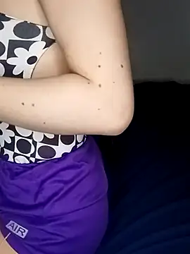 Queen hot888 online show from October 2025 03:58:02 AM