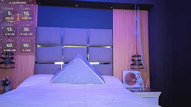 Snapshot of Emily_Roberts9 chatting on November 2025 11:31:02 AM Emily Roberts9 online show from November 2025 11:31:02 AM