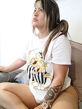 Zoe riivas online show from March 2026 01:04:01 PM