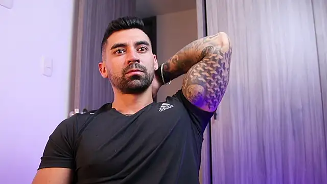 SOY MIKE online show from November 2025 02:12:01 AM