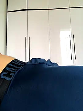 Snapshot of khonglongvong86 chatting on October 2025 04:20:02 AM khonglongvong86 online show from October 2025 04:20:02 AM