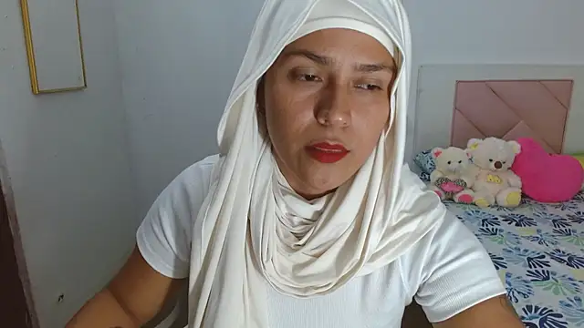 Snapshot of Nadia_hasbun chatting on October 2025 12:43:02 AM Nadia hasbun online show from October 2025 12:43:02 AM