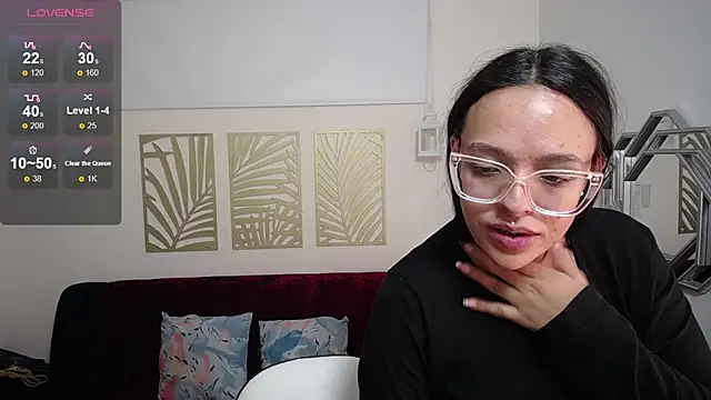 Snapshot of barbara_muller chatting on December 2025 07:53:02 PM barbara muller online show from December 2025 07:53:02 PM