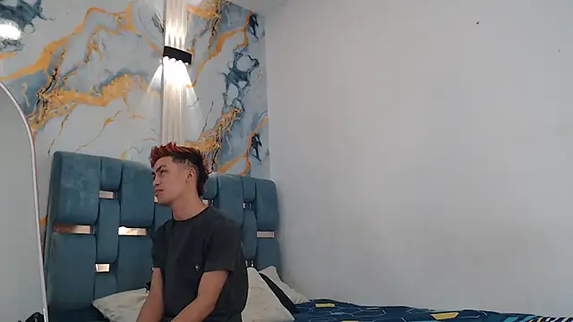 VERY HOT GUYS online show from February 2026 01:15:01 PM