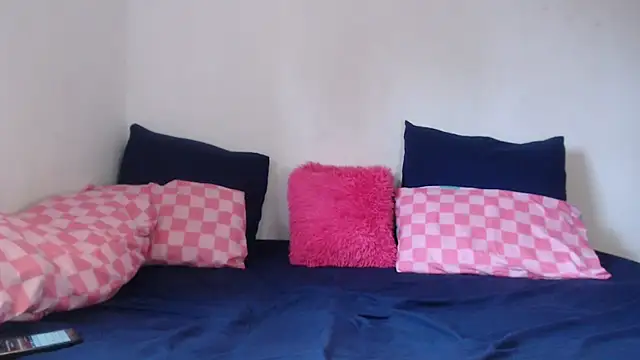 PIXIEBITCHXXX26 online show from November 2025 02:05:02 PM