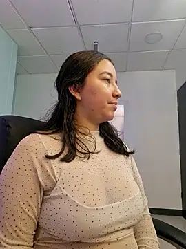 annyaparis online show from October 2025 01:23:01 PM