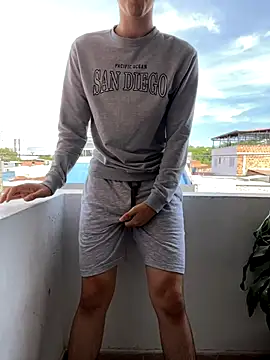 Snapshot of LiamMyst chatting on November 2025 01:44:01 PM LiamMyst online show from November 2025 01:44:01 PM