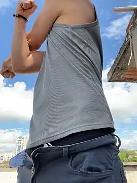 Snapshot of LiamMyst chatting on December 2025 03:32:02 PM LiamMyst online show from December 2025 03:32:02 PM