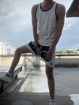 Snapshot of LiamMyst chatting on December 2025 02:54:01 PM LiamMyst online show from December 2025 02:54:01 PM