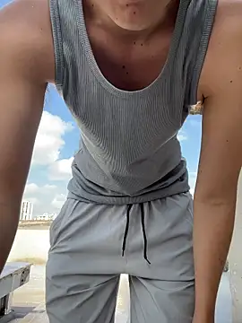 LiamMyst online show from December 2025 03:29:01 PM