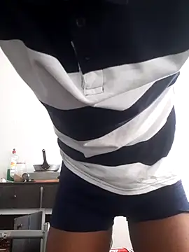 Snapshot of DUCKxdee chatting on November 2025 12:38:02 PM DUCKxdee online show from November 2025 12:38:02 PM