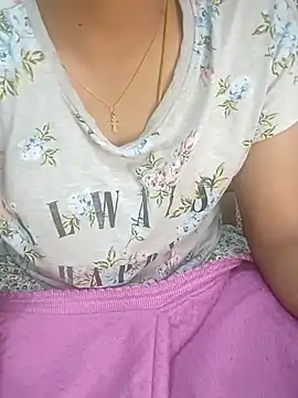 Snapshot of tamil_thaara03 chatting on November 2025 04:29:01 PM tamil thaara03 online show from November 2025 04:29:01 PM