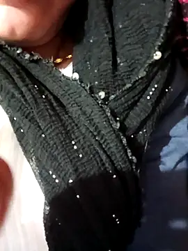 Snapshot of LOVE-VIKA chatting on December 2025 08:23:01 AM LOVE-VIKA online show from December 2025 08:23:01 AM